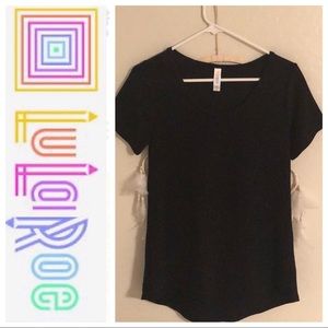 💥SALE 🥀 lularoe black glitter perfect tee